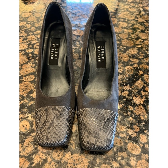 Stuart Weitzman heels - Picture 1 of 3